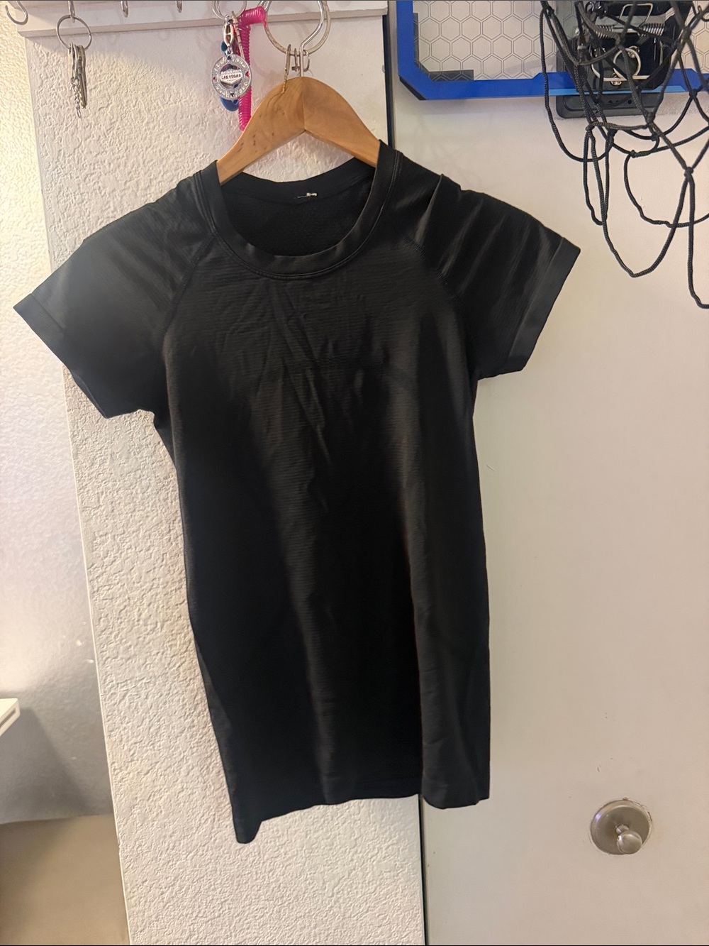 lululemon athletica Black Short Sleeve Crewneck Tee Shirt